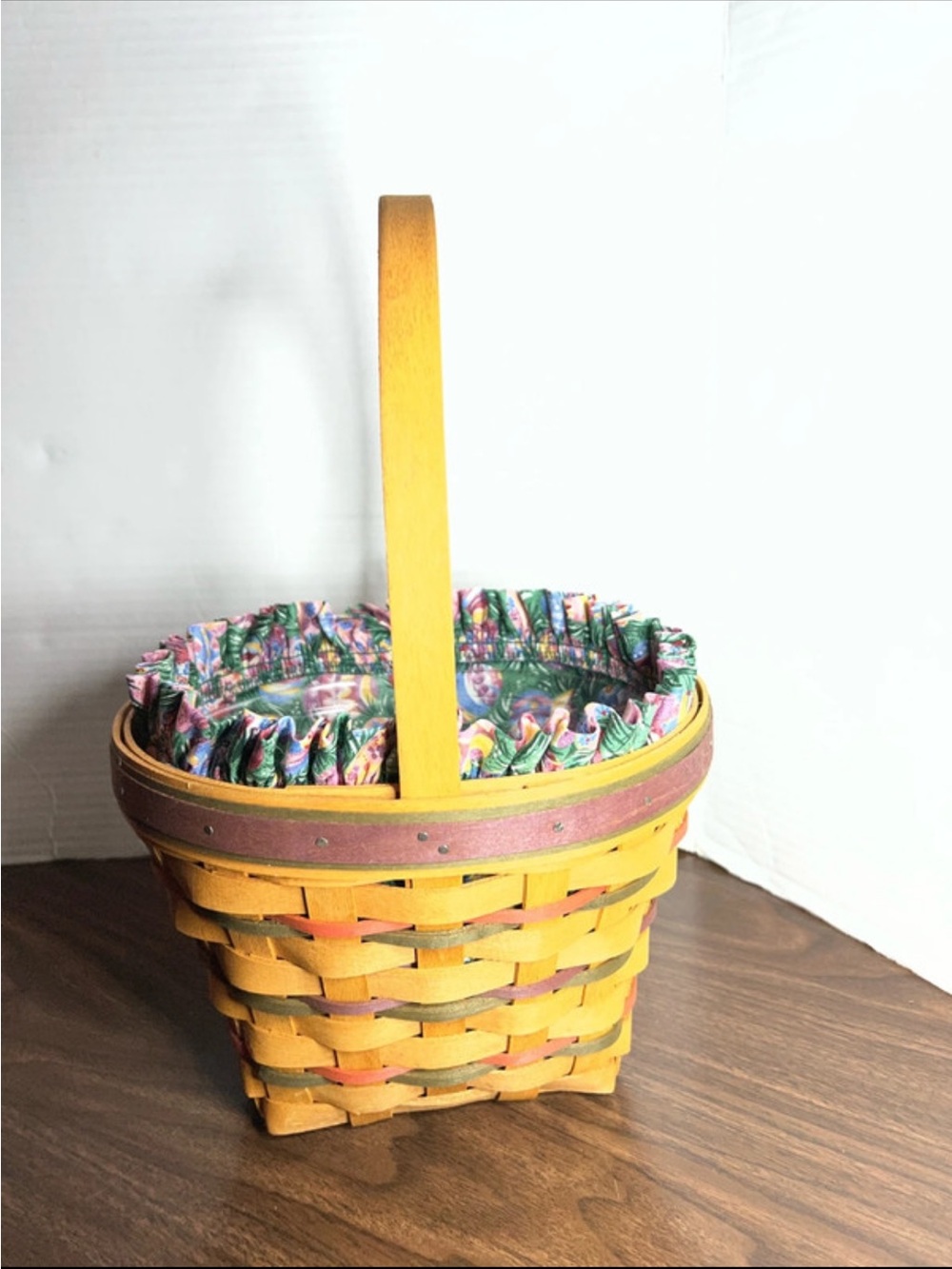 Longaberger / with Floral Liner and plastic protective liner 1996
